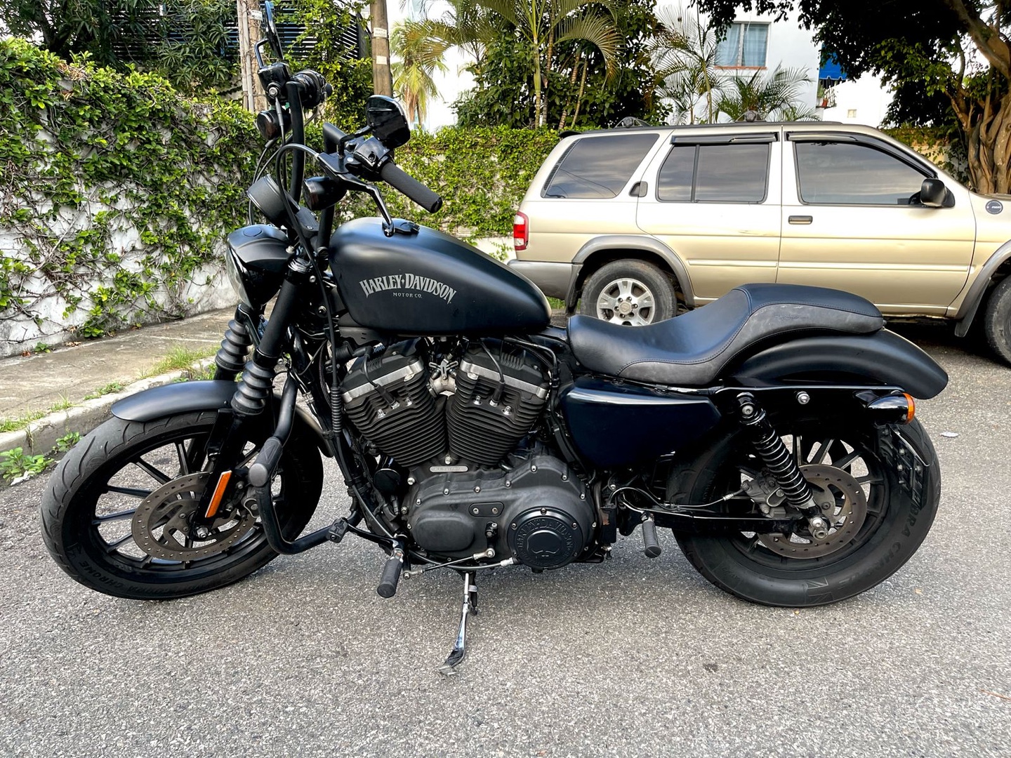 motores y pasolas - Harley Davidson Sportster Iron 883 año 2015