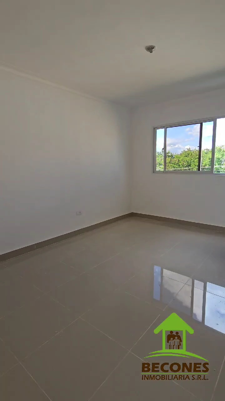 apartamentos - Primer Nivel de 114 Metros + 70 Metros de patio. 5