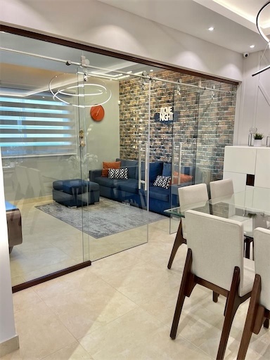 apartamentos - De Venta este lujoso y Amplio Apartamento en la Española. 3