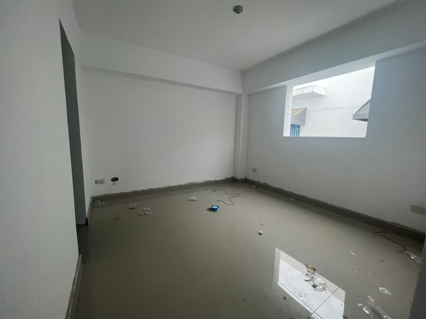 apartamentos -  SE VENDE  Avenida independencia Miramar 0