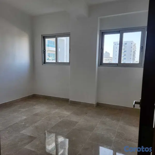 apartamentos - En Naco alquiler Línea Blanca Nuevooo! 3