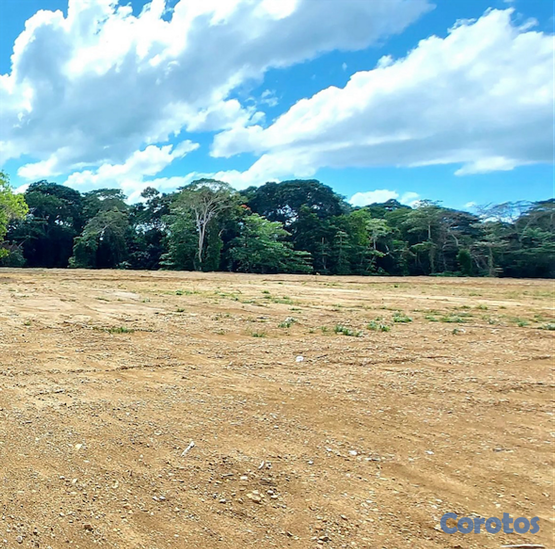 solares y terrenos - EXCELENTES SOLARES INDUSTRIALES EN VENTA EN EL KM18 AUTOPISTA DUARTE. 2