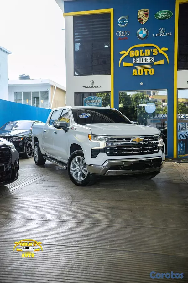 jeepetas y camionetas - Chevrolet Silverado LTZ Z71 4x4 Duramax 2023 Clean 1