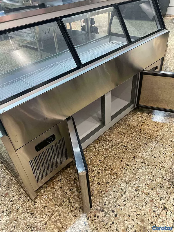 equipos profesionales - Freezer vitrina exhibidora de carnes embutidos 3
