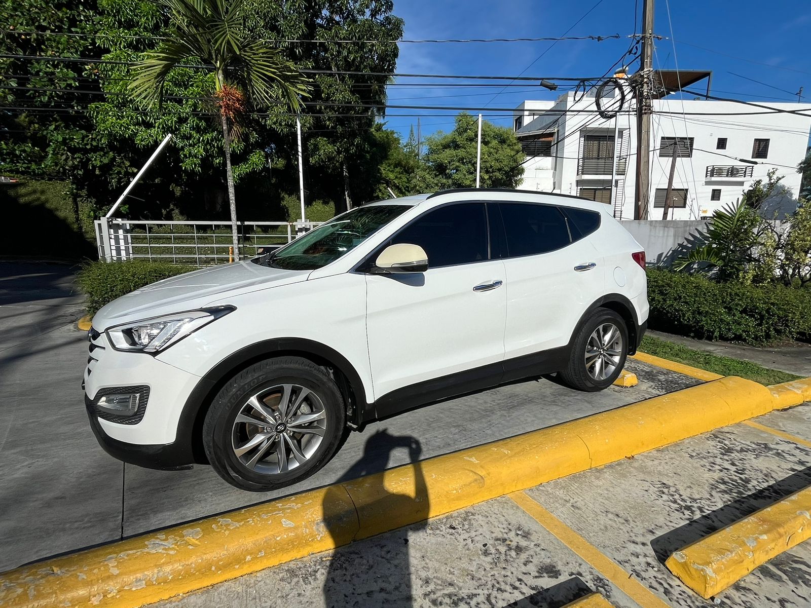 jeepetas y camionetas - Hyundai Santa fe 2015 de magna