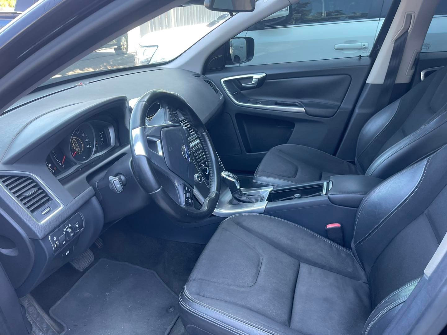 jeepetas y camionetas - VOLVO XC 60 T5 2015 5
