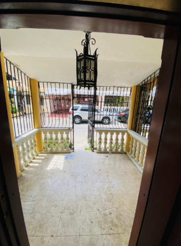 casas - OPORTUNIDAD, Venta, Casa de 3 Habitaciones, El Cacique, Santo Domingo