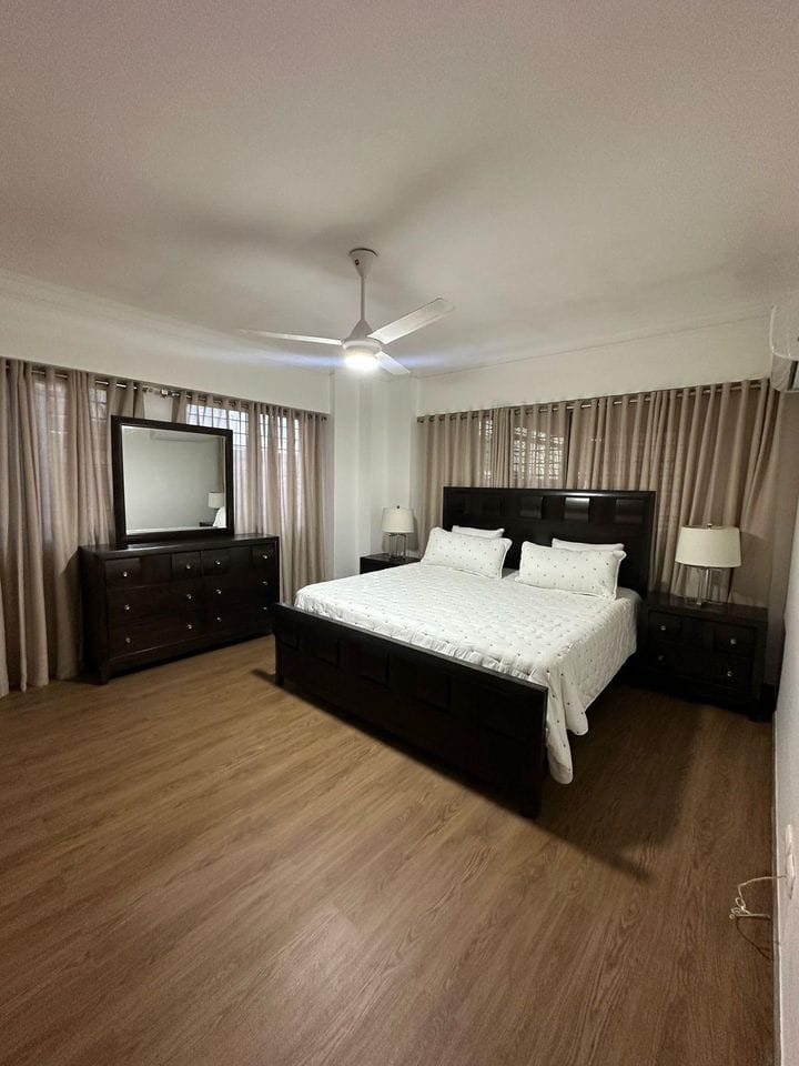 apartamentos - Apartamento en alquiler Piantini Prox a Blue Mall 6
