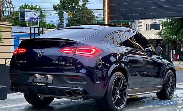 jeepetas y camionetas - Mercedes benz gle 63s 2022 3
