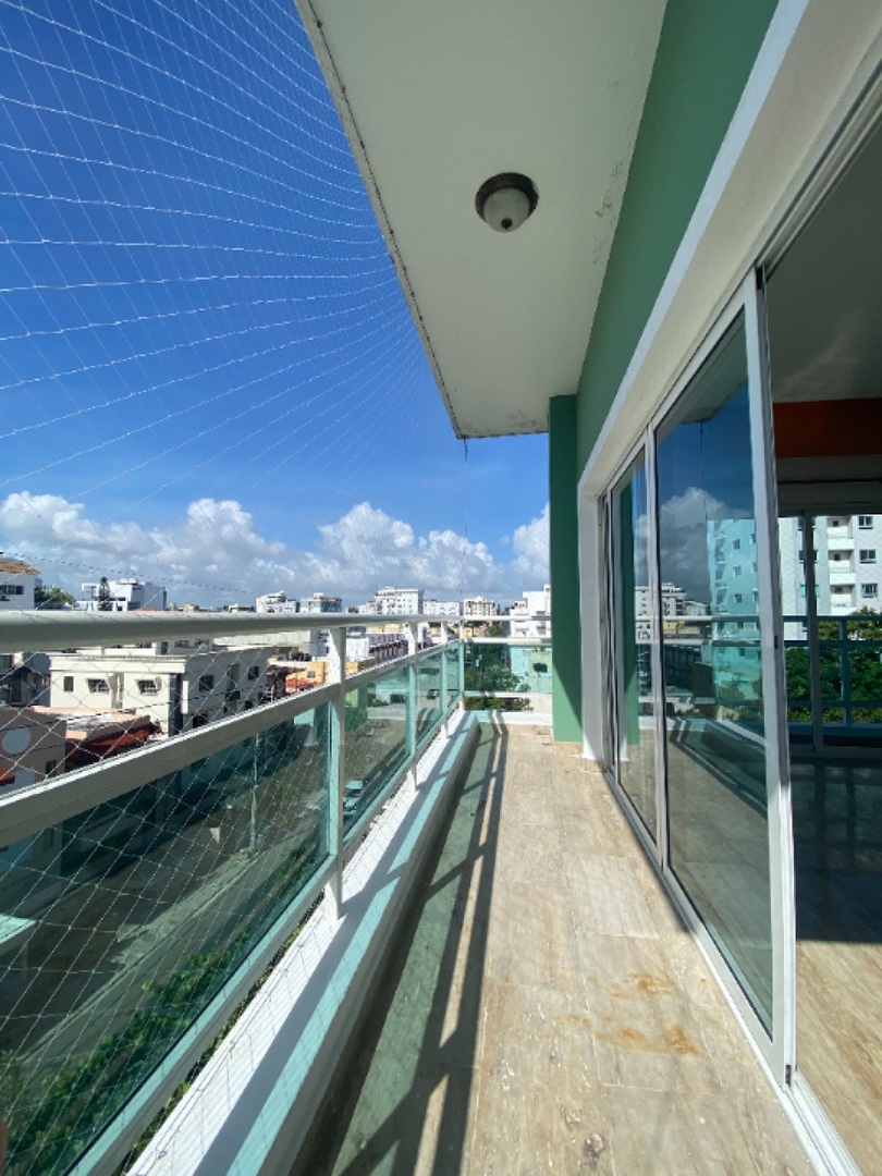 apartamentos - Vendo/ rento hermoso apartamento en RENACIMIENTO rebajó a RD$11,500.000▫️175 m 2