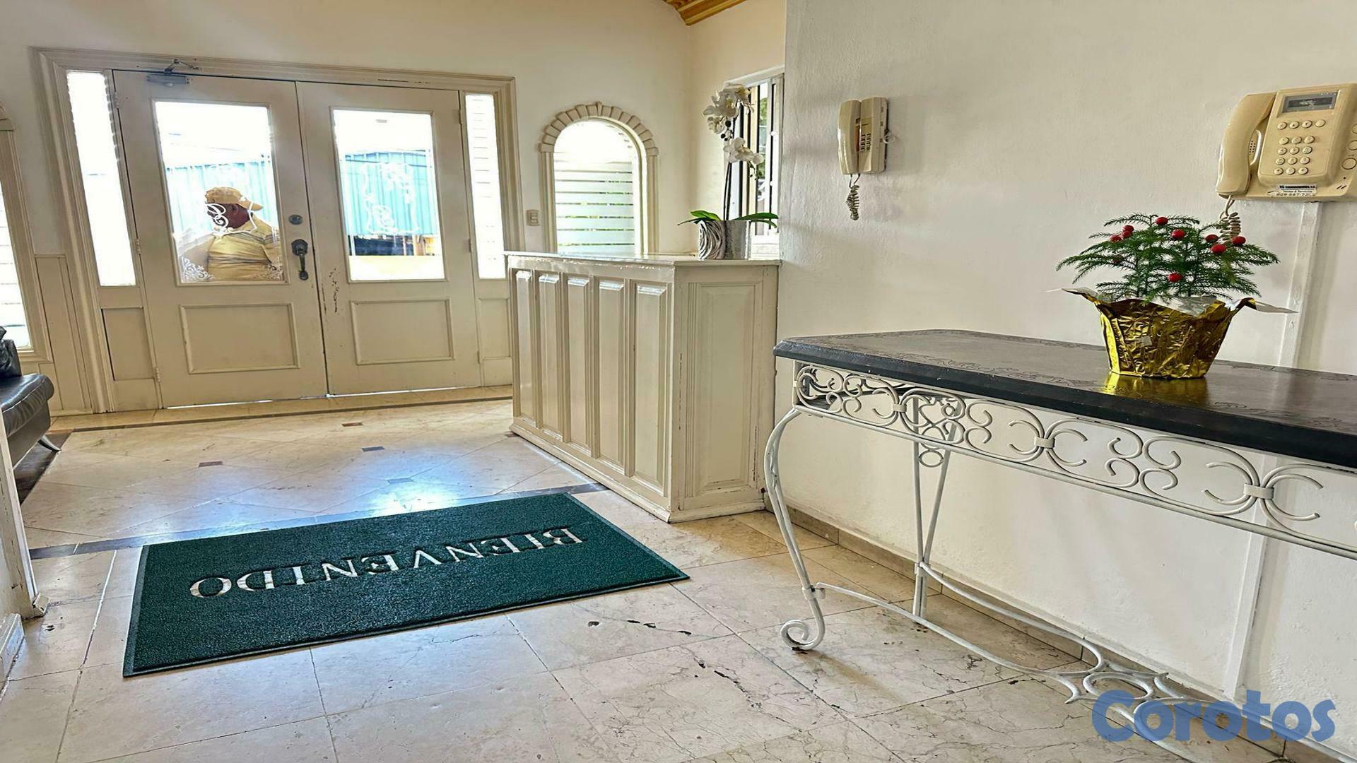 penthouses - Penthouse de Lujo en Bella Vista Sur de 3 Niveles 8