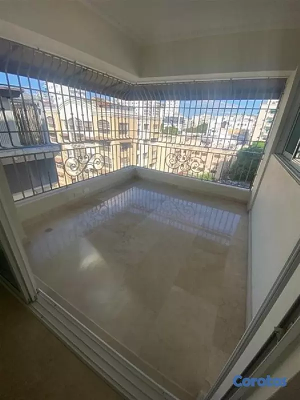 penthouses - En Venta Penthouse de 4 habitaciones en la Urb. Real 7