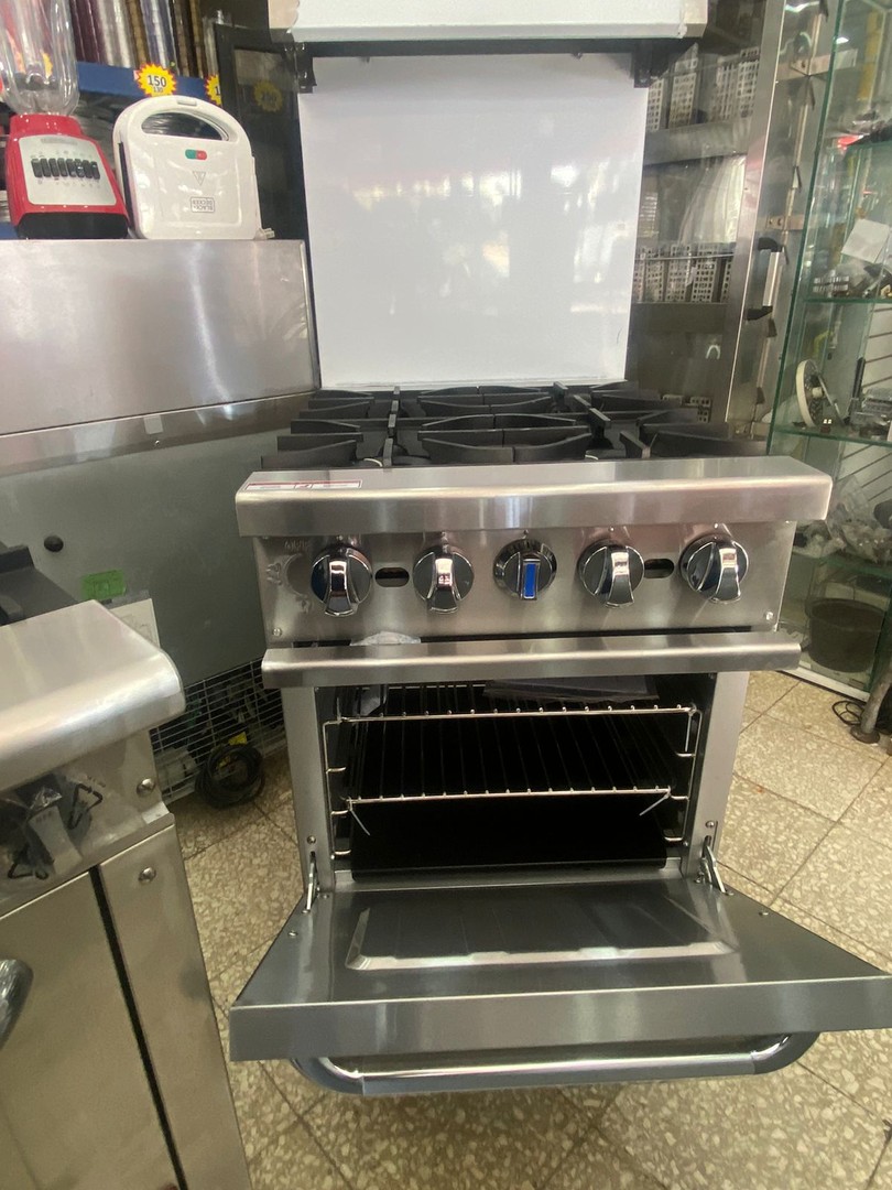 equipos profesionales - Estufa de 6 Hornillas con Horno  2