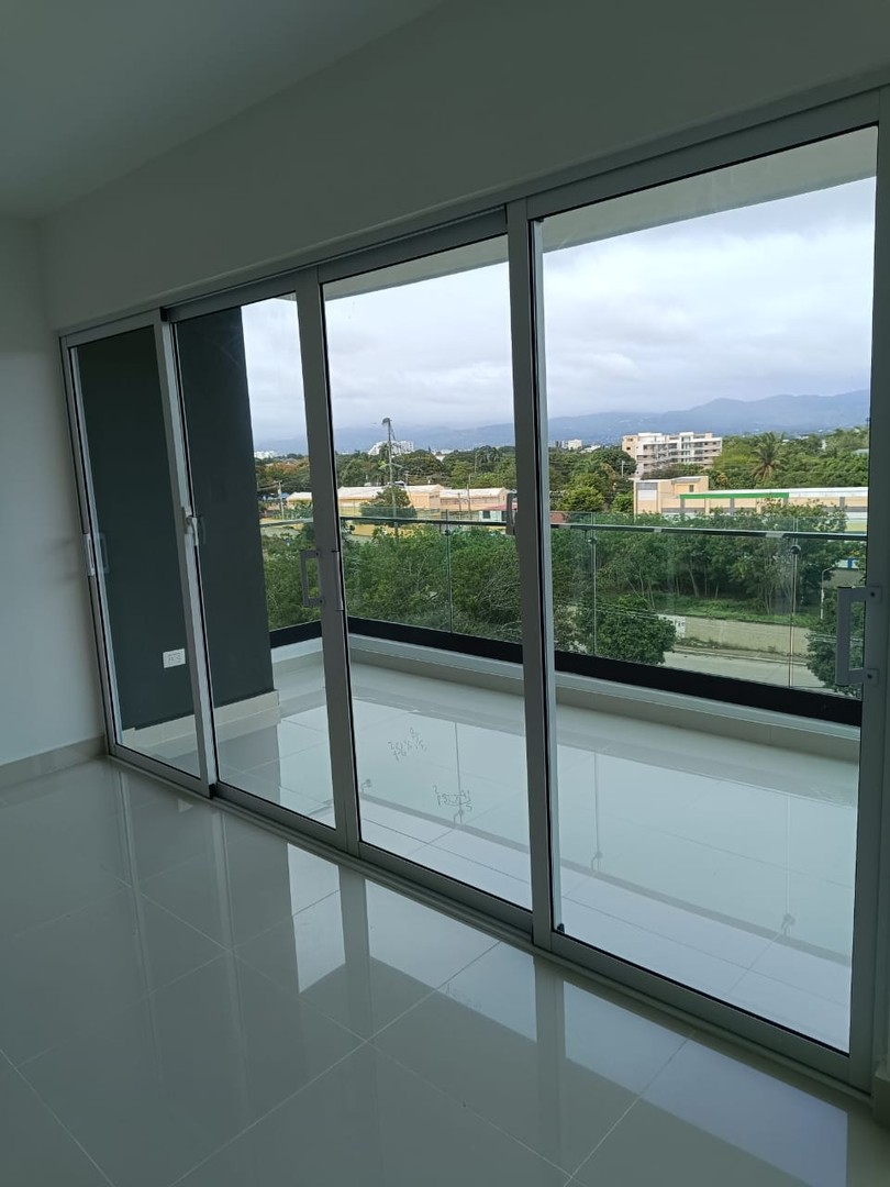 apartamentos - Hermoso Apartamento 6to Nivel Disponible en Jardines del Sur 
