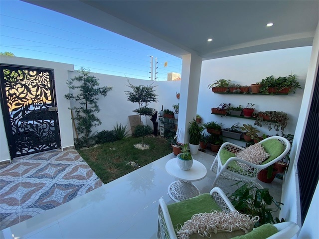 casas - Venta de casa en la autopista de san Isidro prado oriental Santo Domingo este 1