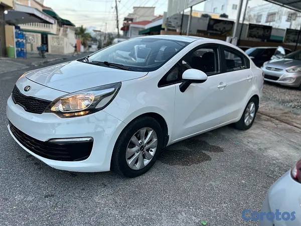 carros - Kia Rio 2017 (Viamar, Motor Doch) 3