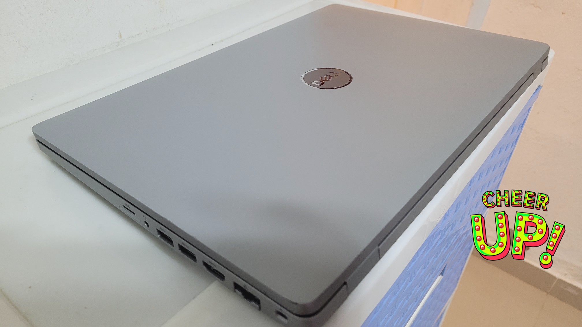 computadoras y laptops - Dell Presicion 17 Pulg Core i7 10th Gen Ram 16gb ddr4 Disco m2 256gb Nvidea 2GB  2