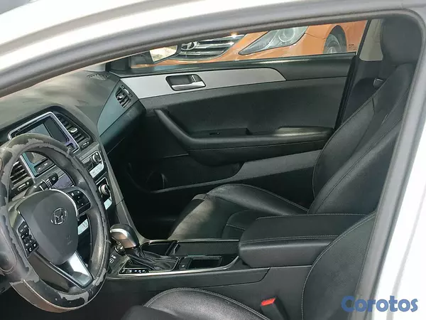 carros - HYUNDAI SONATA NEW RISE 2021 GRIS 6