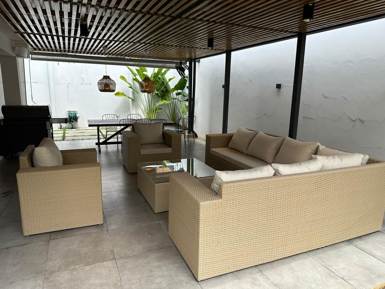 casas - Casa en Alquiler en Arroyo Hondo Viejo 8