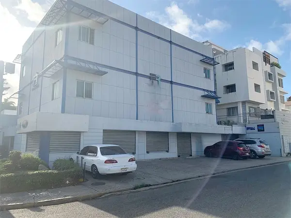 oficinas y locales comerciales - Edifcio comercial céntrico  4