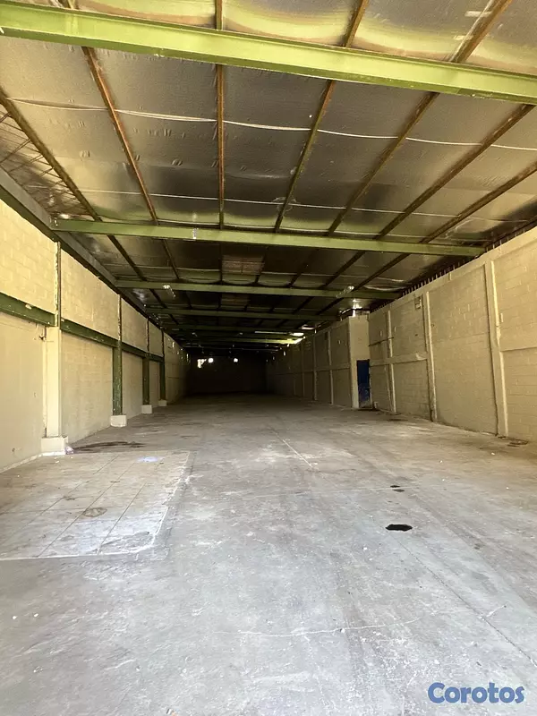solares y terrenos - NAVE COMERCIAL 6