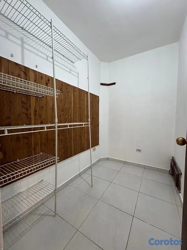 apartamentos - Apartamento en Venta Evaristo Morales  3