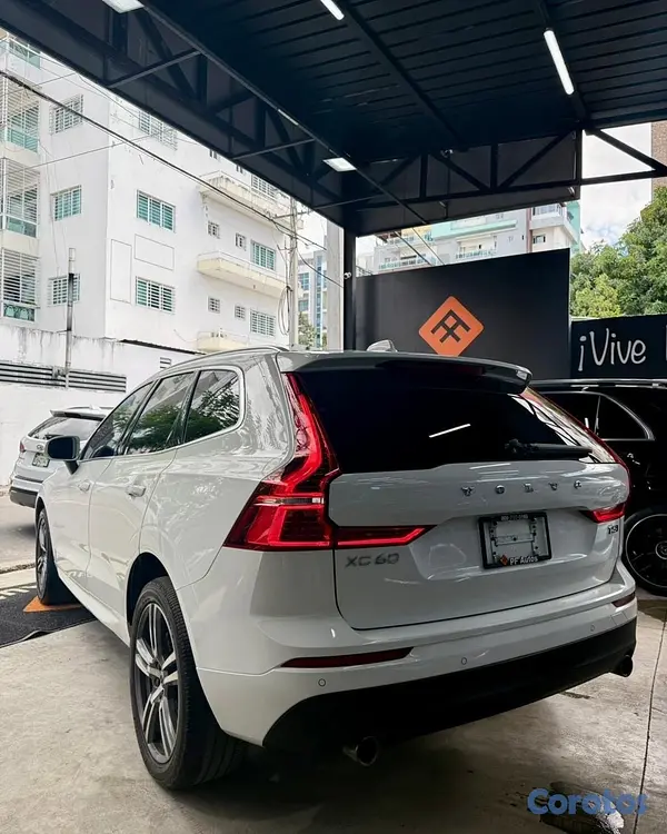 jeepetas y camionetas - Volvo XC60 Momentum 2021 7