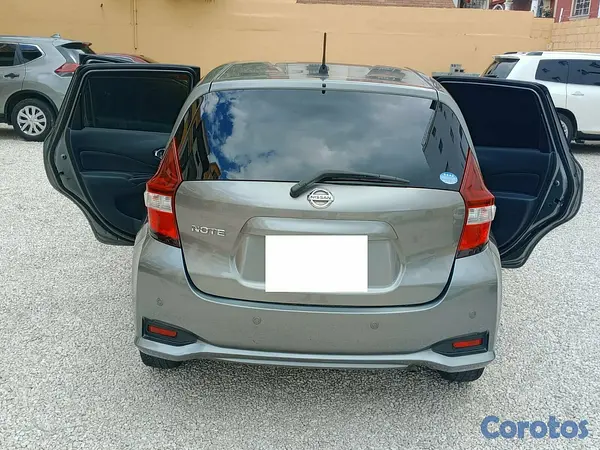 carros - Nissan Note 2018 full 4x4 8
