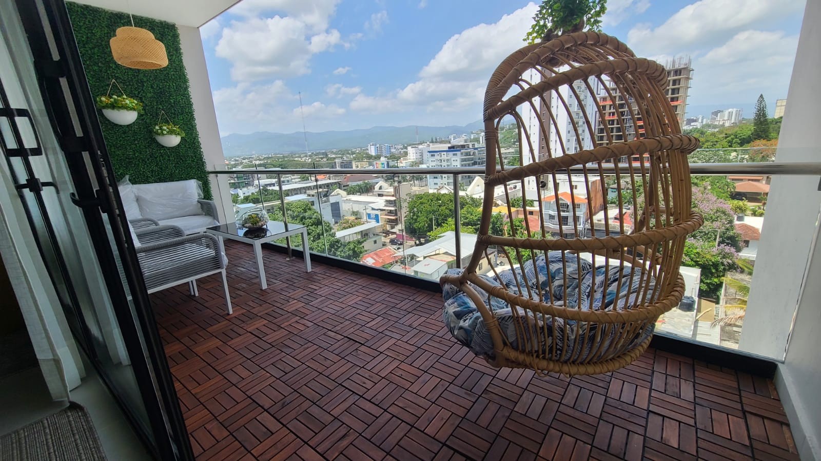 apartamentos - Alquiler amueblado en la trinitaria Santiago  0
