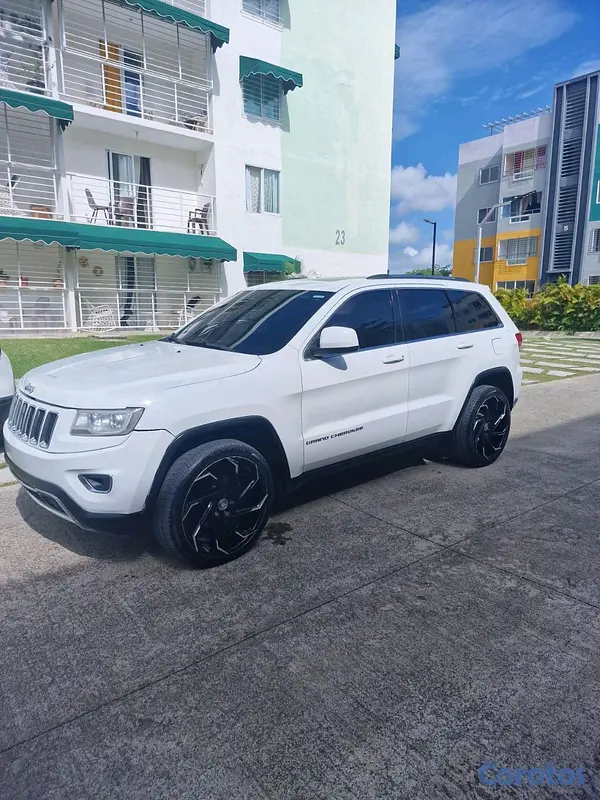 jeepetas y camionetas - jeep grand cherokee laredo 2014 5