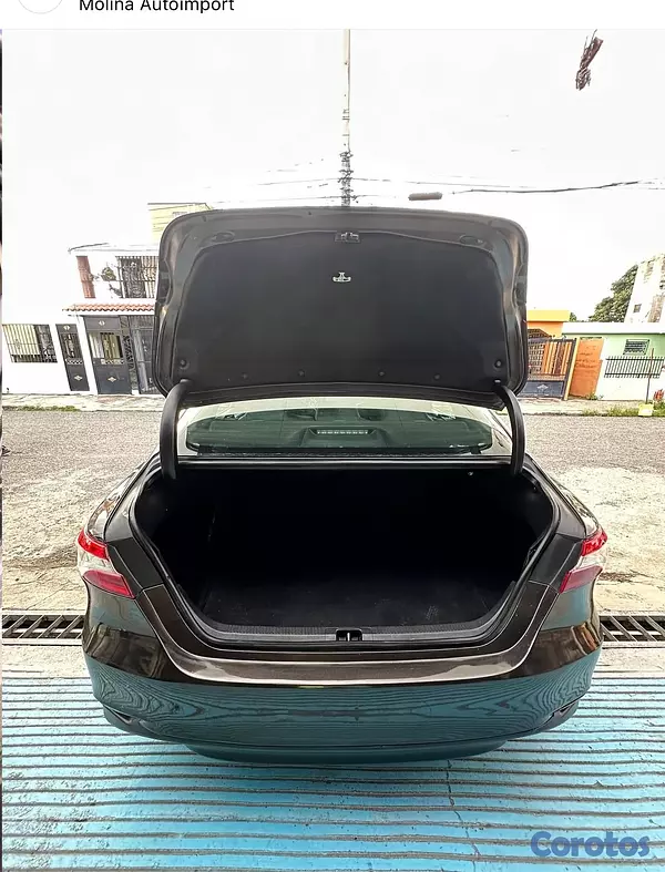 carros - Toyota Camry LE 2019 9