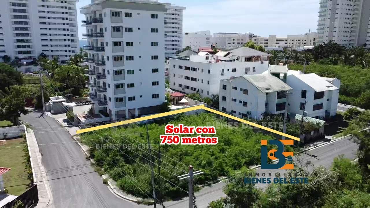 solares y terrenos - SE VENDE DE OPORTUNIDAD  Solar con 750 metros 0