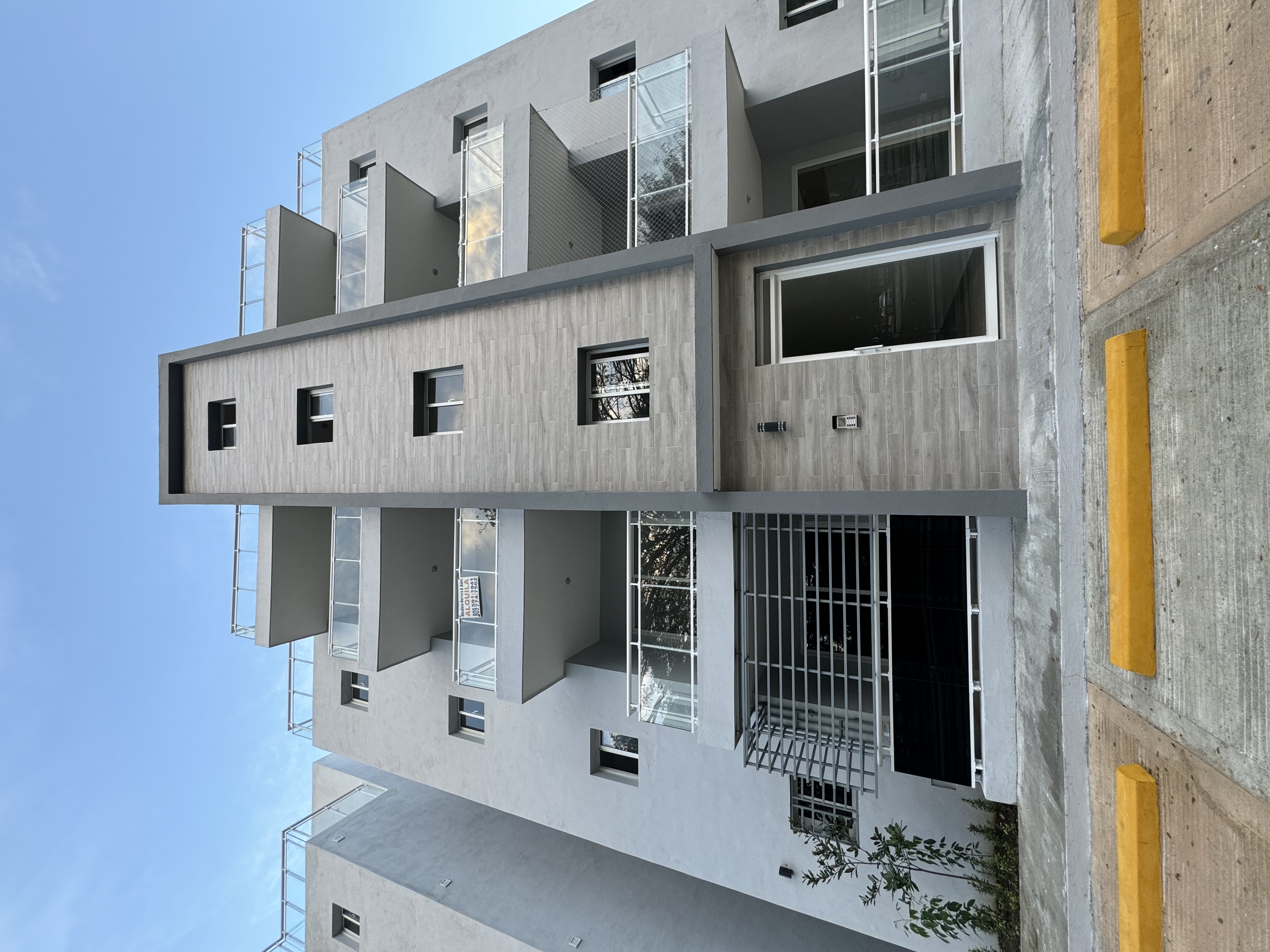 apartamentos - Apartamento Nuevo en alquiler,  Lucerna. Aquiler Negociable.