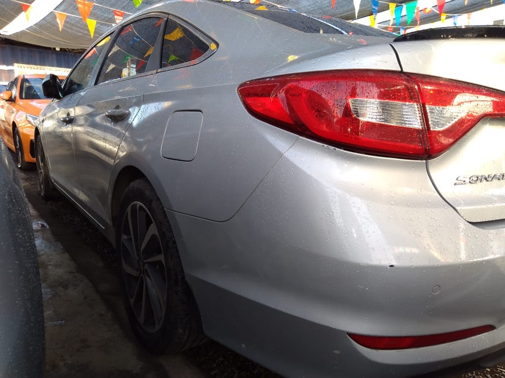 carros - HYUNDAI SONATA 2019 GRIS 7