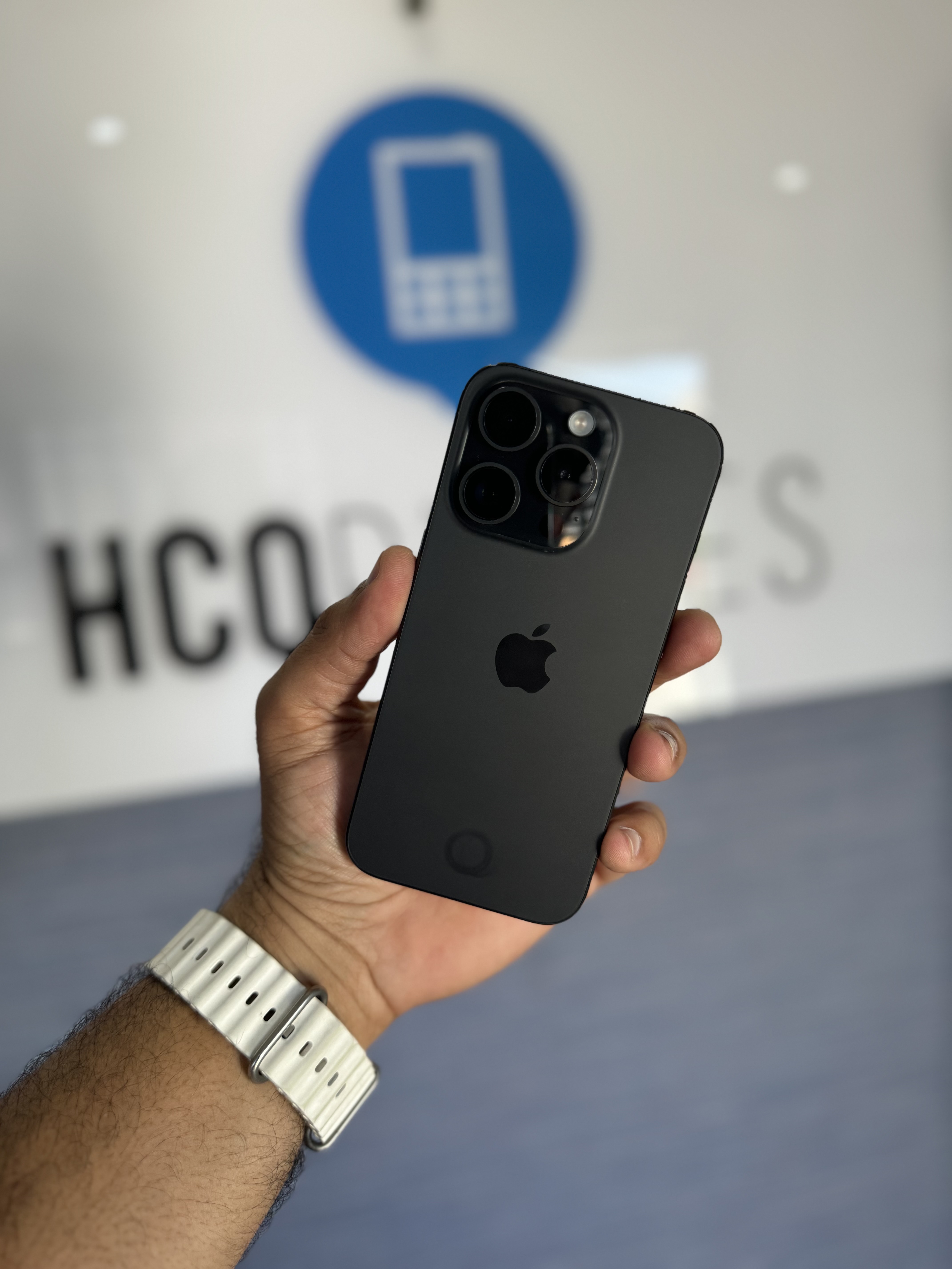 celulares y tabletas - iPhone 15 PRO 128GB E-SIM Como Nuevo, Desbloqueado, RD$ 57,500 NEG 2