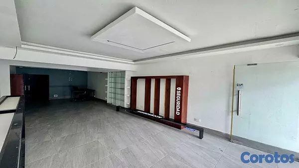 oficinas y locales comerciales - LOCAL EN 1ER NIVEL DE RENTA EMBRUJO 1 SANTIAGO 5