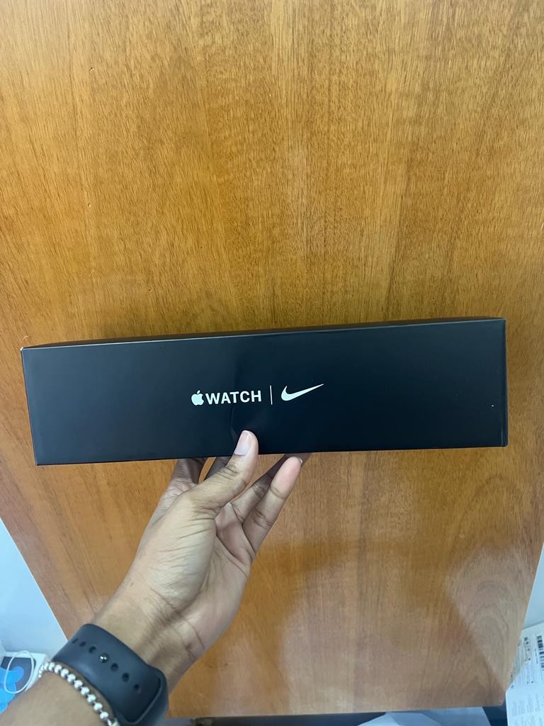 otros electronicos - Apple Watch Serie 7 45mm Nike Sellado 