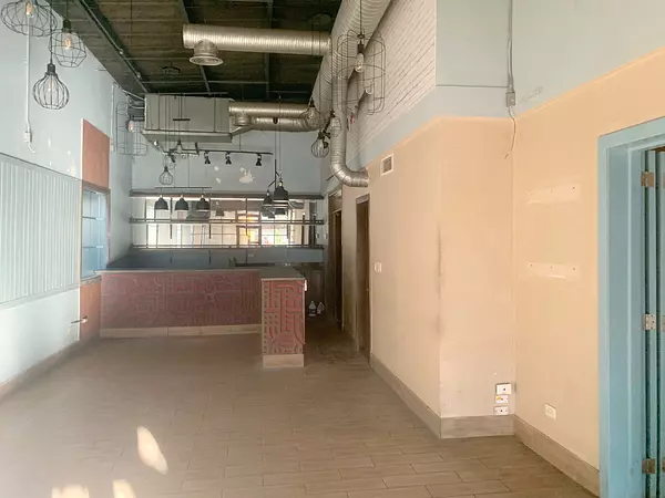 oficinas y locales comerciales - Local céntrico y comercial 3