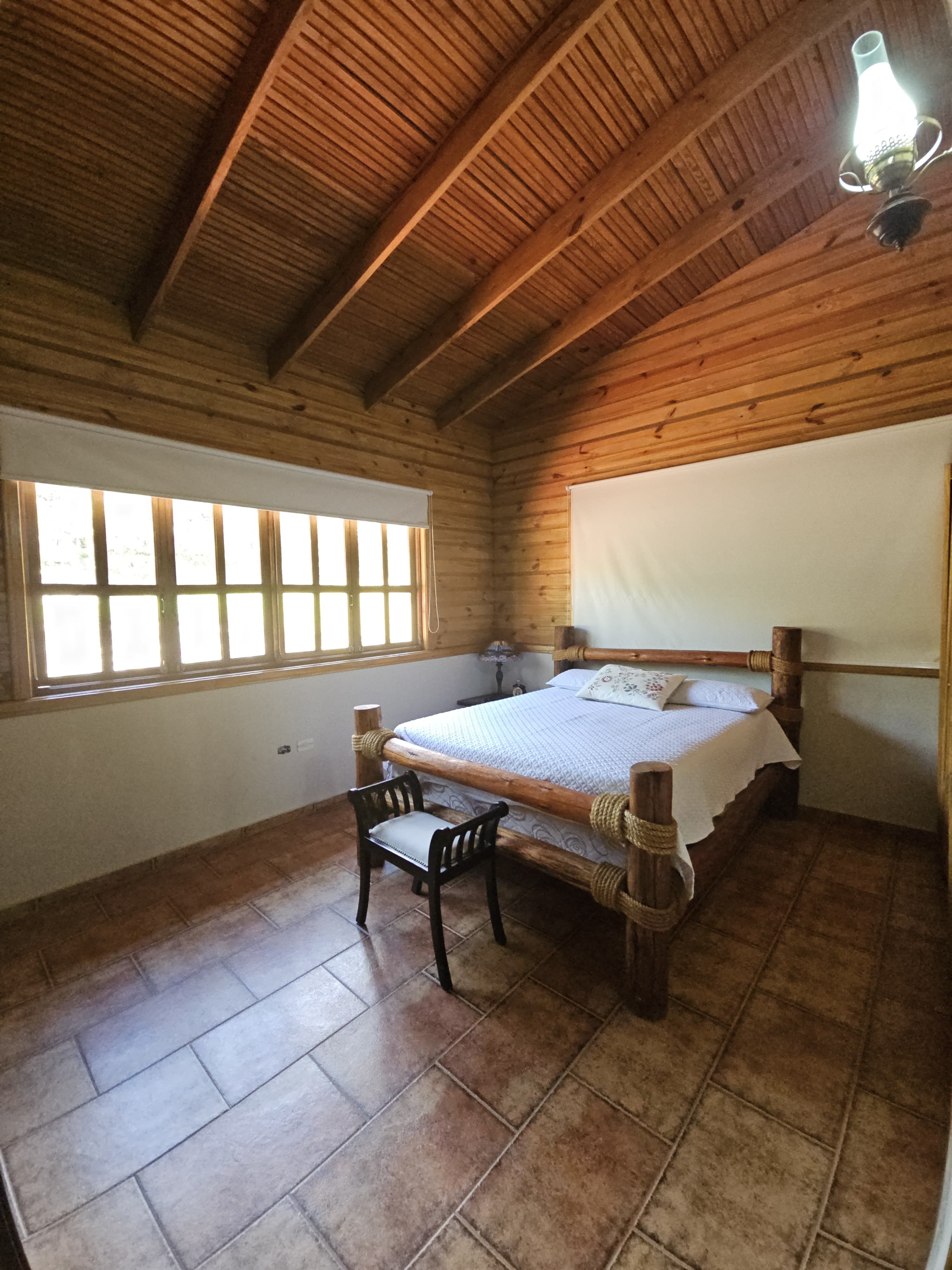 casas vacacionales y villas - Villa en venta en la Castilla Constanza, 34 tareas de Tierra. Titulo deslindado  7