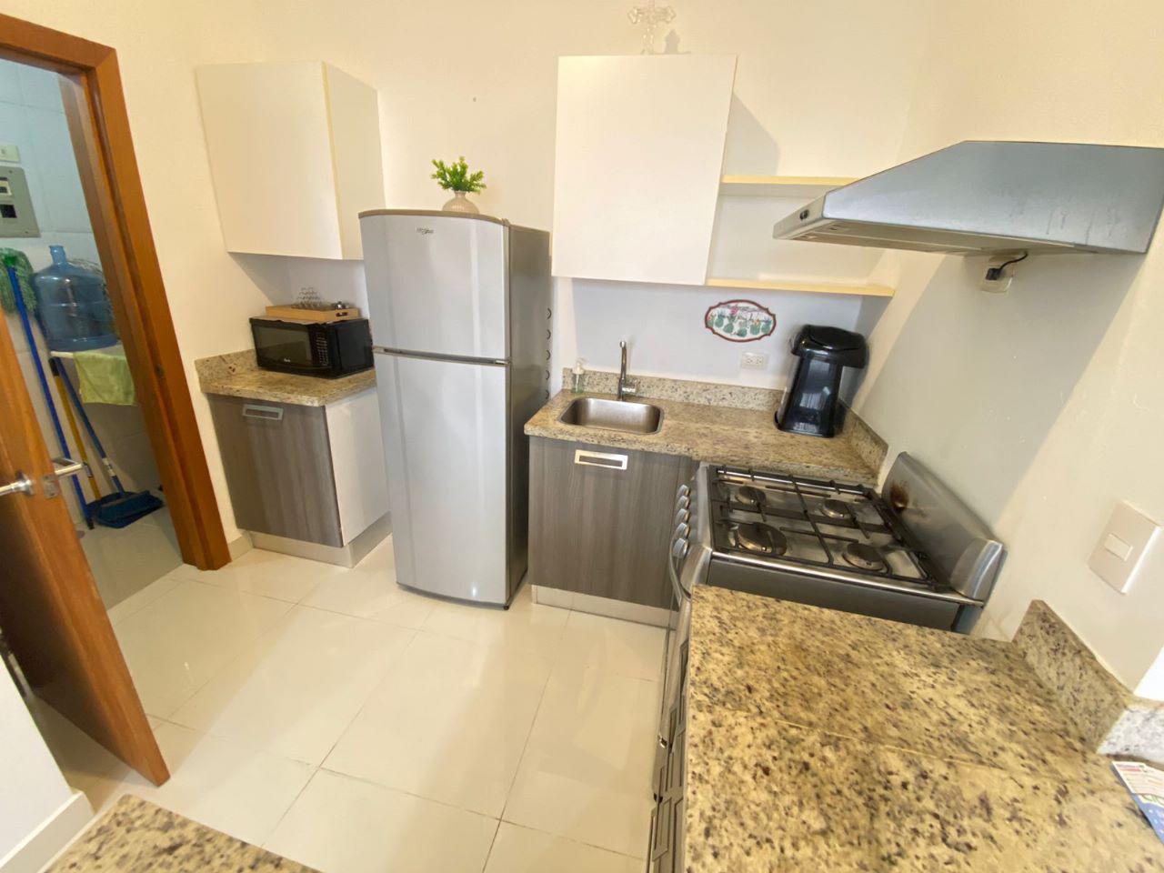 apartamentos - Alquilo Apartamento Amueblado en PARAÍSO  4