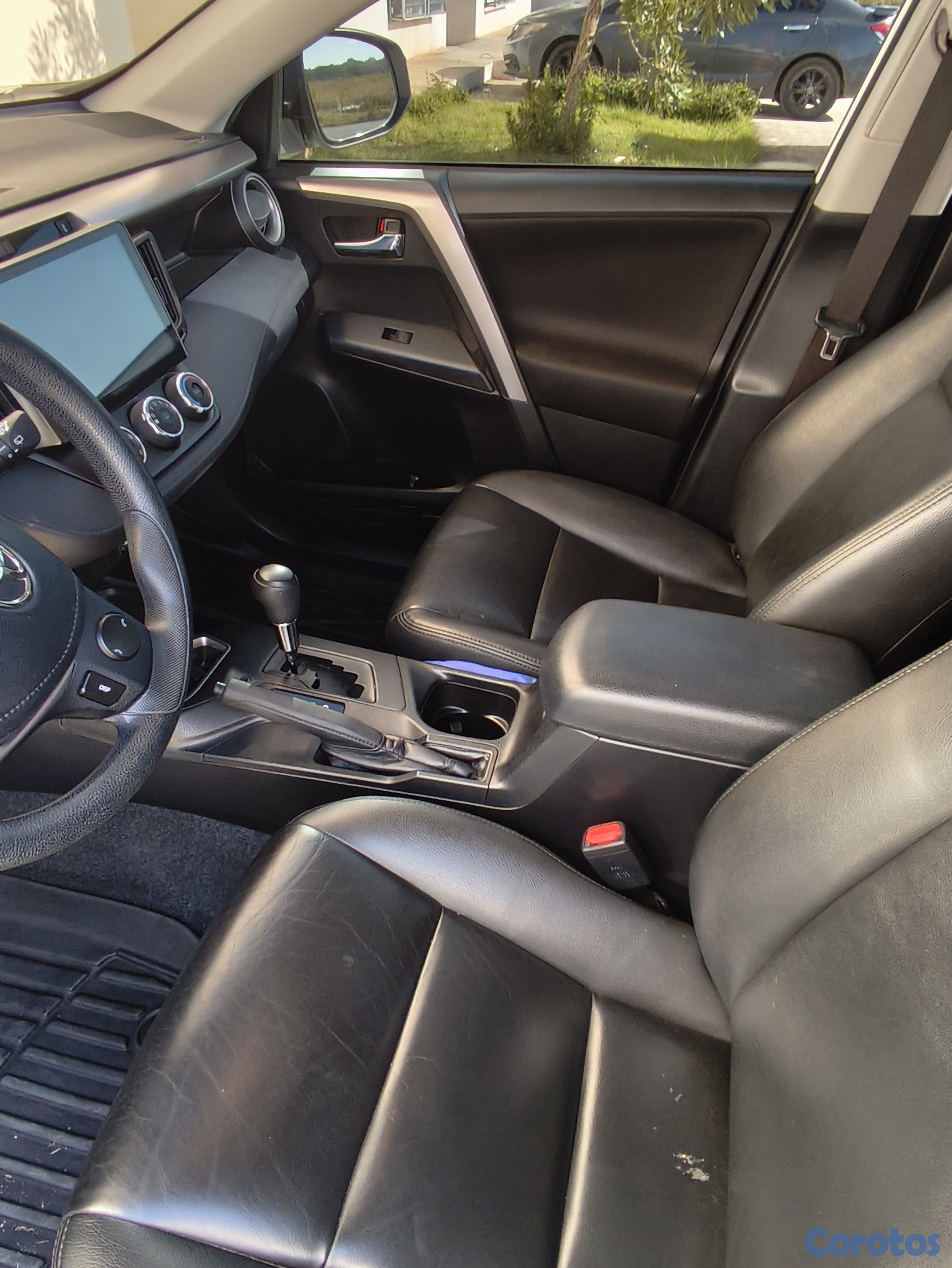 jeepetas y camionetas - Vendo Rav4 2018 5