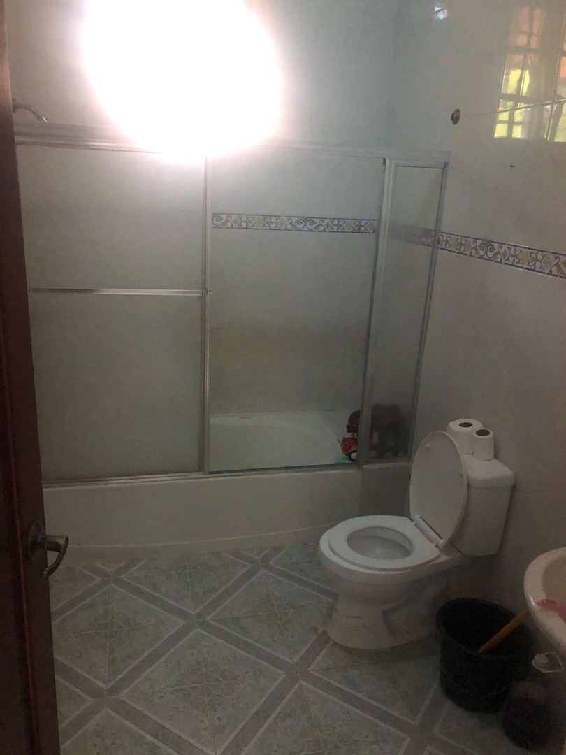 casas - Vendo casa en el residencial mirador del oeste    3 Hab Precio 1