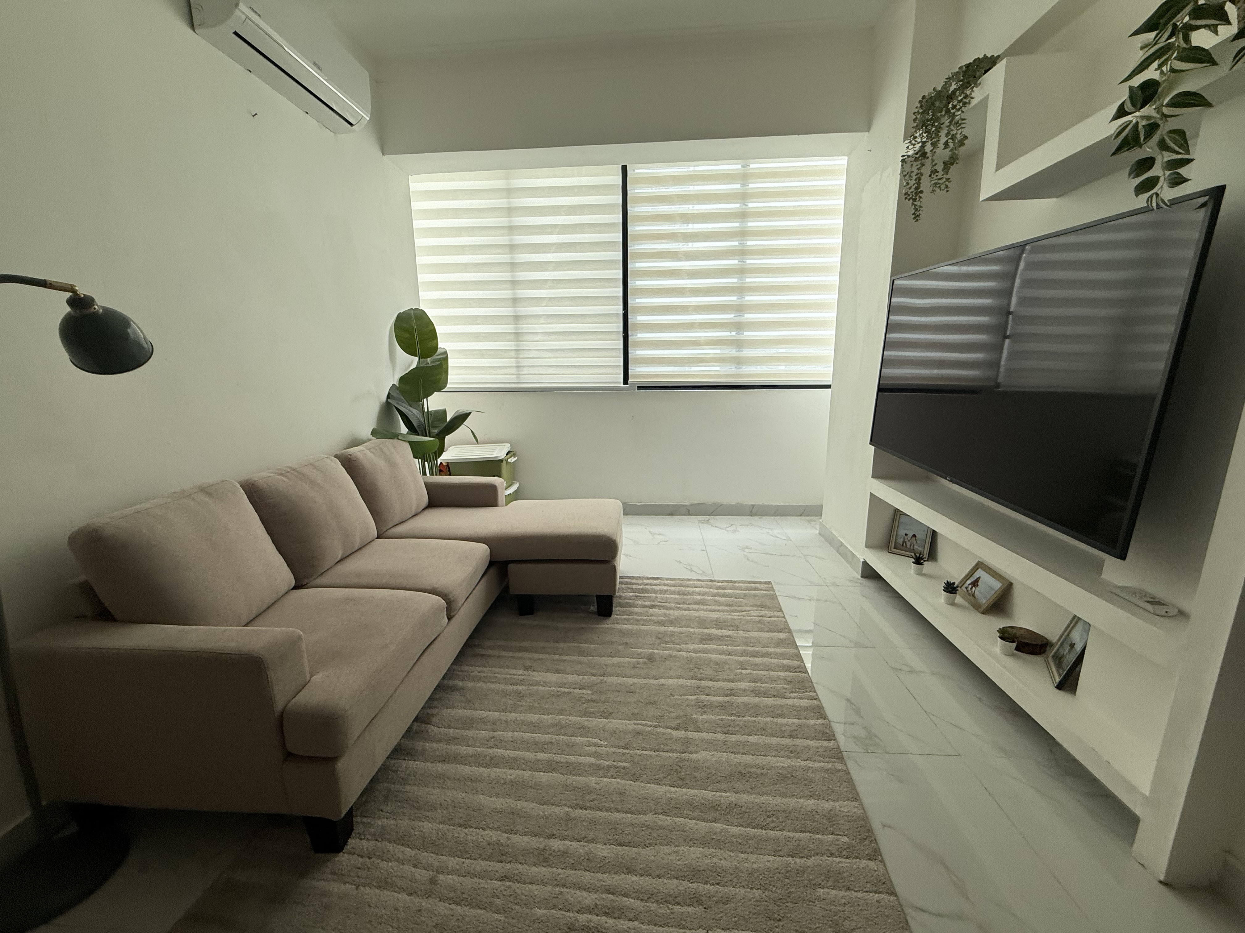 apartamentos - Vendo independencia klm 7 tercer nivel una hab 1.5 baños parqueo techado  0