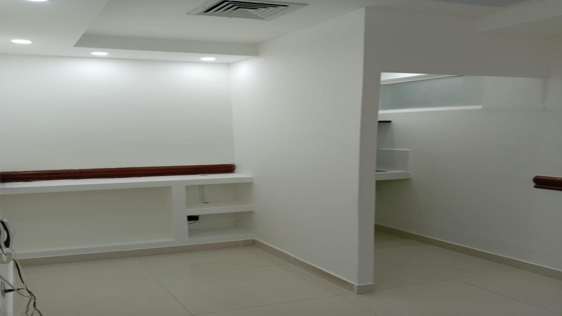 oficinas y locales comerciales - Oficina en renta en Bella Vista 6