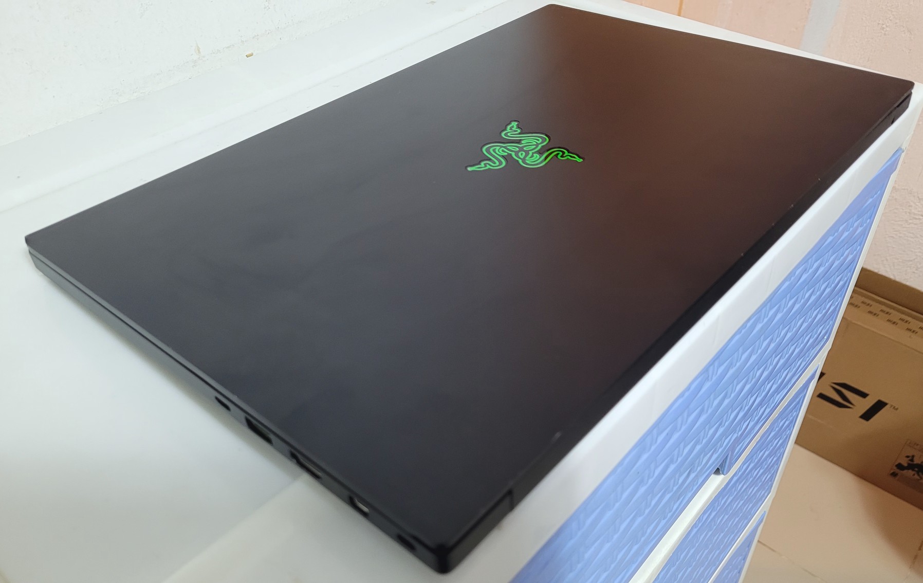 computadoras y laptops - laptop Gaming Razer Blade Core i7 Ram 32gb ddr4 Disco 1tb Nvidea RTX 2060 6GB  2