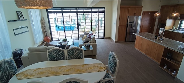 casas - Venta de casa de dos niveles en la autopista de san Isidro Santo Domingo este 4