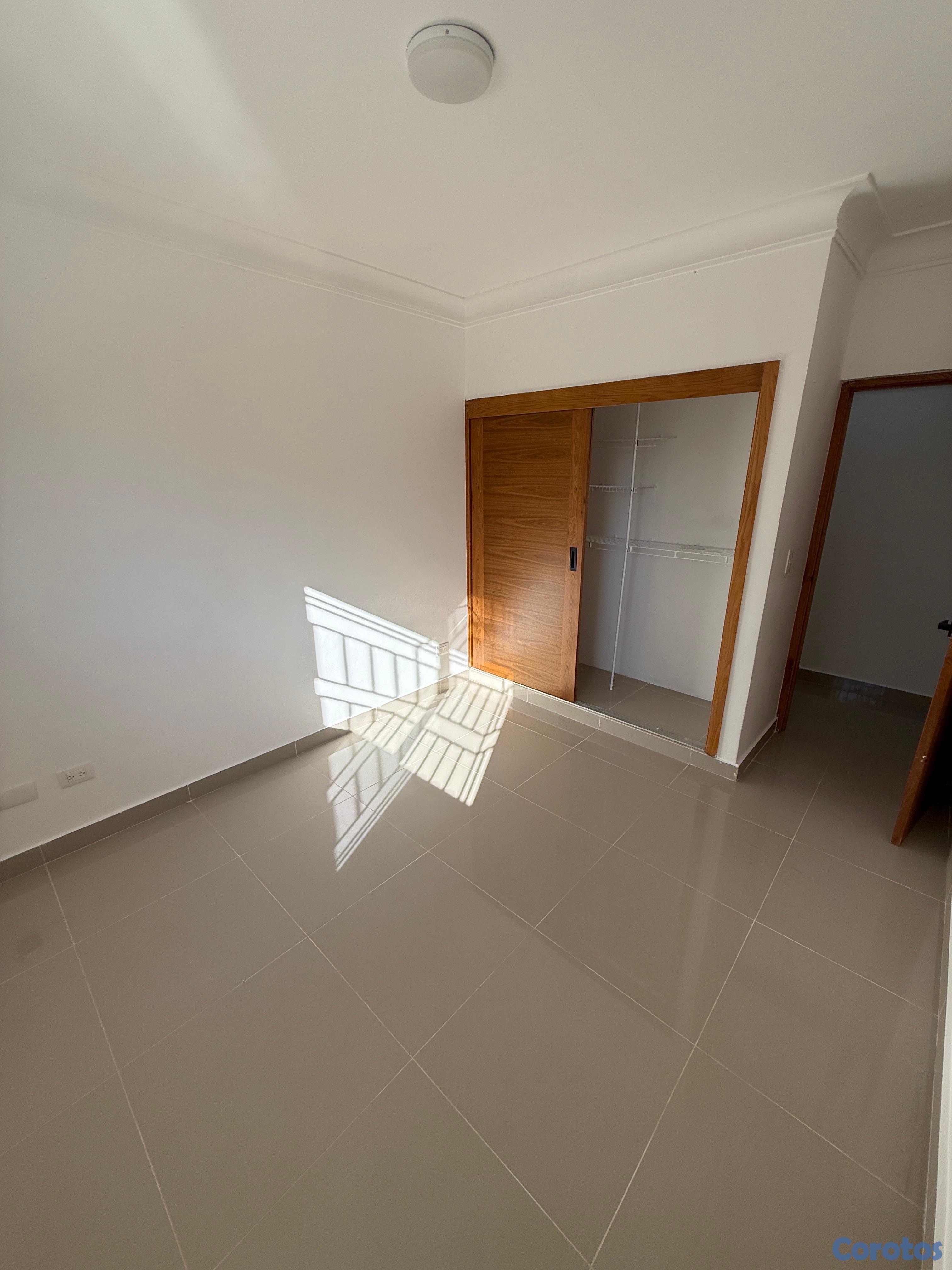 apartamentos - alquiló mirador norte dos ha 2.5 baños dos parqueos balcón servicio  9