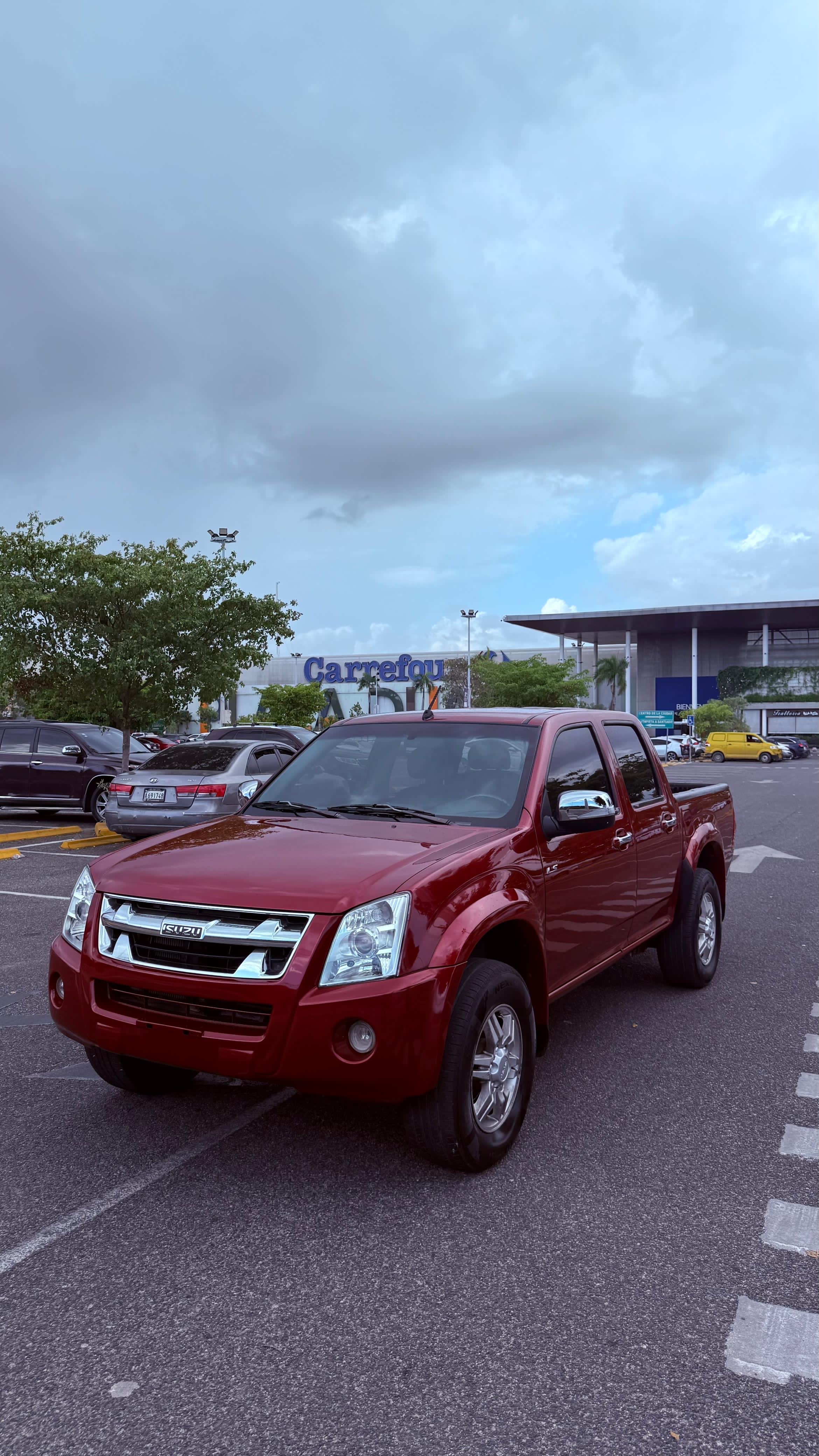 jeepetas y camionetas - Isuzu Dmax 2012 nueva 7