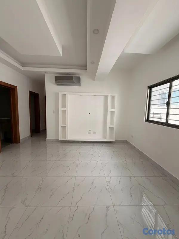 apartamentos - Lujoso Penthose ubicado en sector el Millón  4