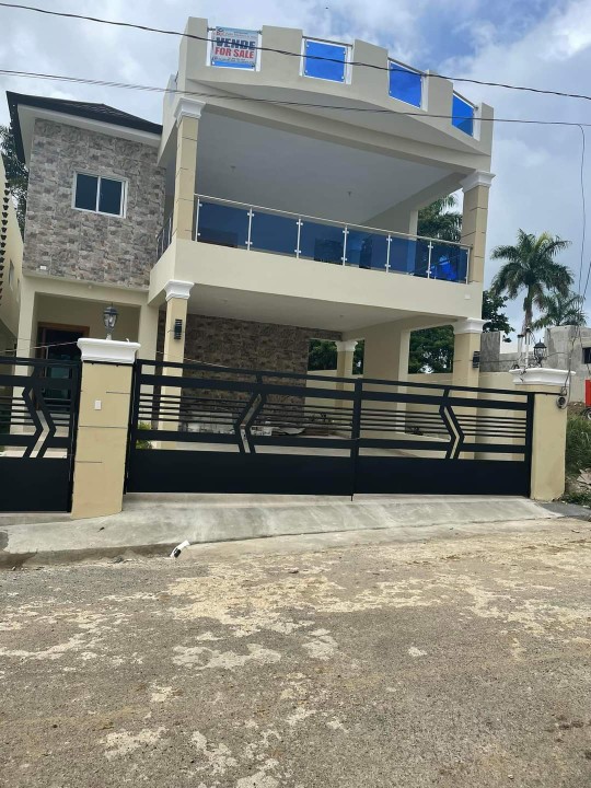 casas - Moderna y acogedora casa totalmente nueva a 3 minutos de la playa 2